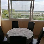 Bel Avec Vue Sur L'hippodrome Appartamento