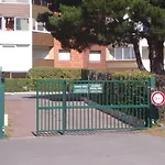 Bel Avec Vue Sur L'hippodrome